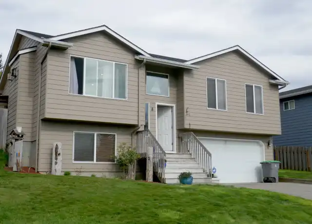 Property at 8 Auburn Ave, Astoria, OR, 97103, 0 beds, 1 bath, [object Object]