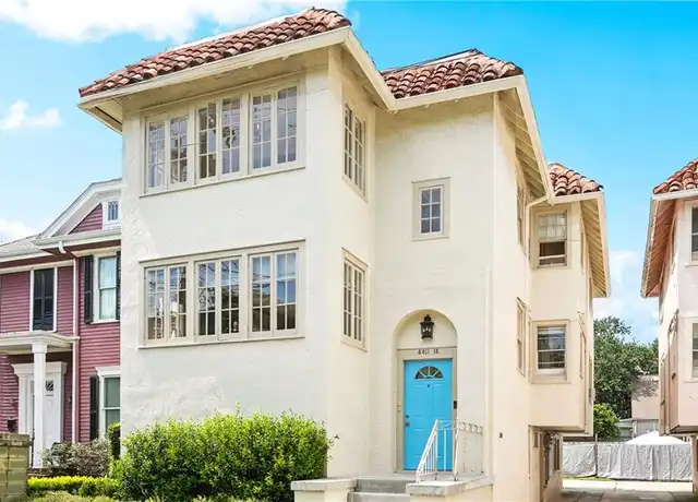 Property at 4813 Carondelet St, New Orleans, LA, 70115, 2 beds, 1 bath, [object Object]