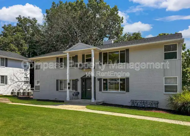 Property at 1131 Lyon St NE Unit 4, Grand Rapids, MI, 49503, 2 beds, 1 bath, [object Object]