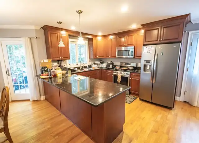 Property at 104 Howard St #2, Waltham, MA, 02451, 3 beds, 2.5 baths, [object Object]