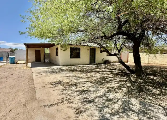 Property at 4832 S 37th Ave, Phoenix, AZ, 85041, 2 beds, 1 bath, [object Object]