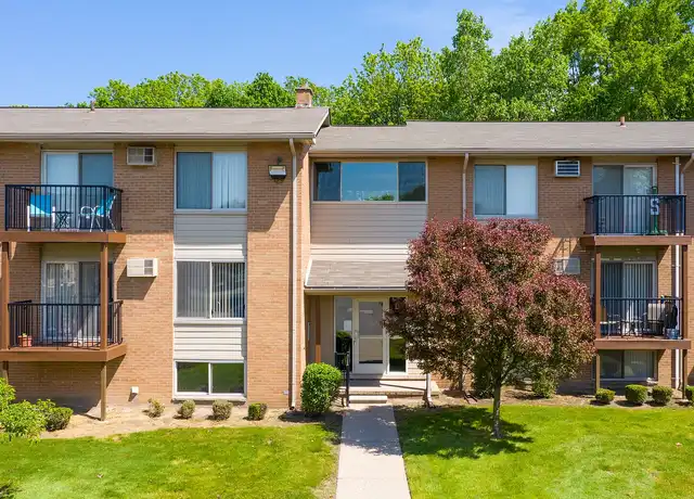 Property at River Bend Apartments - 30500 Warren Rd, Westland, MI, 48185, 2 beds, 1 bath, [object Object]