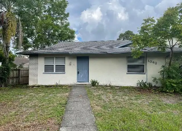 Property at 1042 Oak St, Dunedin, FL, 34698, 2 beds, 1 bath, [object Object]