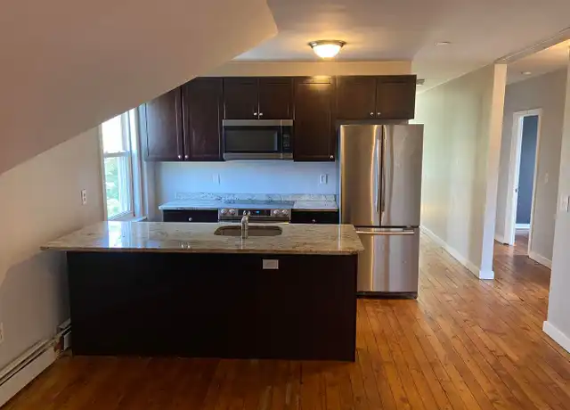 Property at 590 Smith St, Providence, RI, 02908, 4 beds, 1 bath, [object Object]