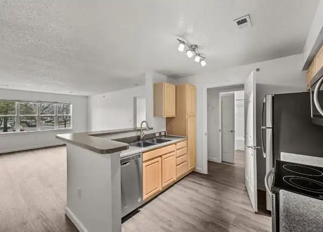 Property at 100 Hilltop Dr, Walpole, MA, 02081, 2 beds, 2 baths, [object Object]