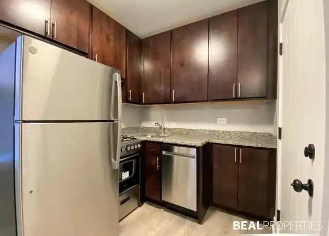 Property at 817 W Cornelia Ave Unit 105, Chicago, IL, 60657, 1 bed, 1 bath, [object Object]