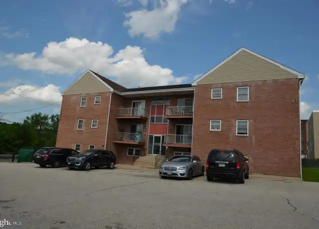 Property at 311 E 4th St Unit 1, Bridgeport, PA, 19405, 2 beds, 1 bath, [object Object]