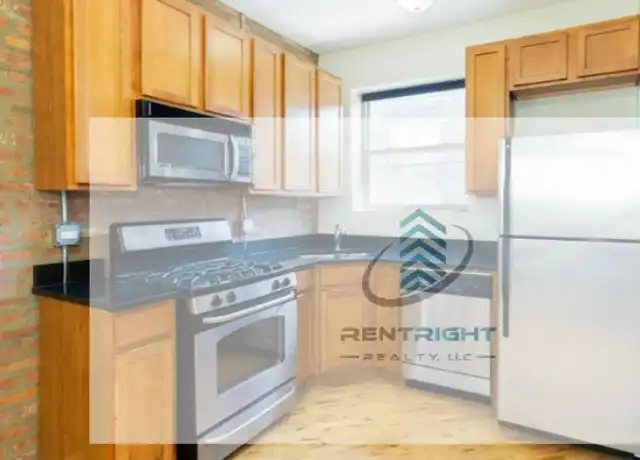 Property at 1118 E Hyde Park Blvd, Chicago, IL, 60615, 4 beds, 2 baths, [object Object]