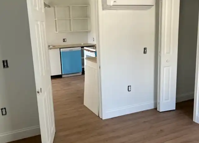 Property at 4215 Mission Rd, Kansas City, KS, 66103, 1 bed, 1 bath, [object Object]
