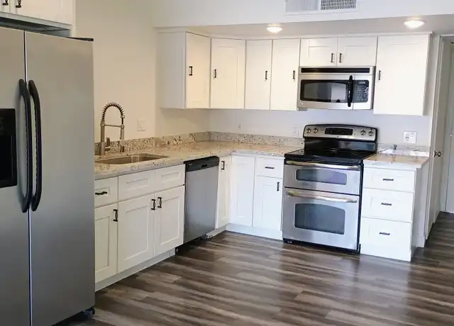 Property at 6131 Rancho Mission Rd #324, San Diego, CA, 92108, 1 bed, 1 bath, [object Object]