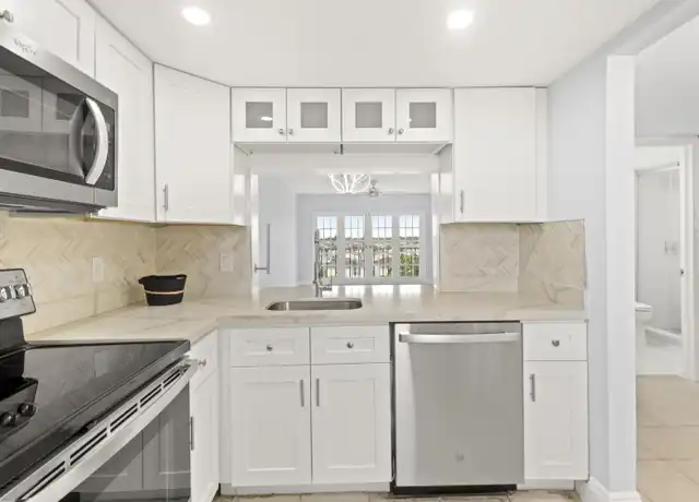 Property at 1101 Crystal Lake Dr #509, Deerfield Beach, FL, 33064, 2 beds, 2 baths, [object Object]
