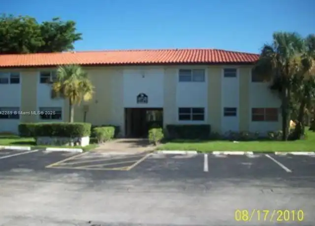 Property at 1200 SW 50th Ave Unit 210-3, North Lauderdale, FL, 33068, 3 beds, 2 baths, [object Object]
