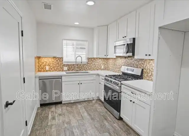 Property at 24403 Newhall Ave, Santa Clarita, CA, 91321, 2 beds, 2 baths, [object Object]