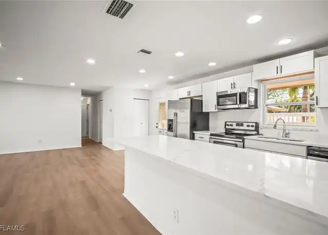Property at 4293 Island Cir #2, Fort Myers, FL, 33919, 3 beds, 2 baths, [object Object]