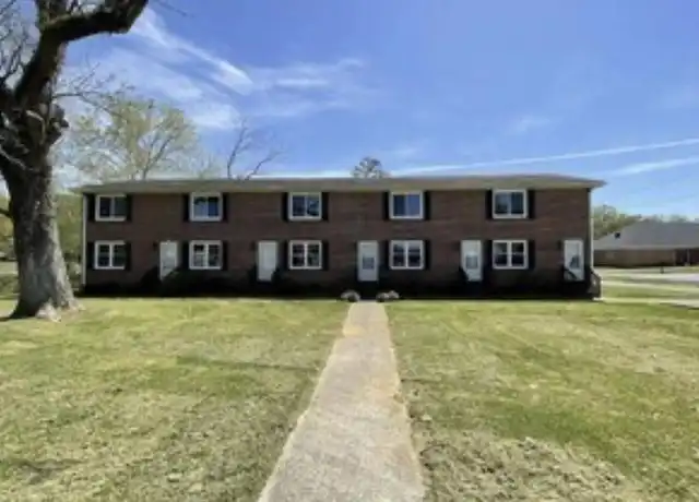 Property at 2 Georgia Ave Unit 2, Cave Spring, GA, 30124, 2 beds, 1.5 baths, [object Object]