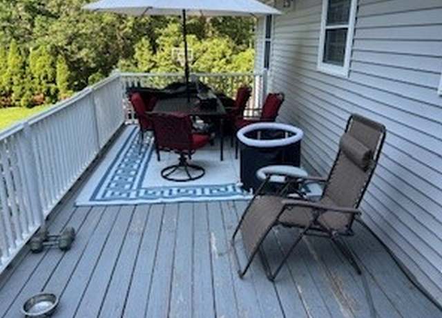 Photo of 13 S Shore Rd, Salem, NH 03079