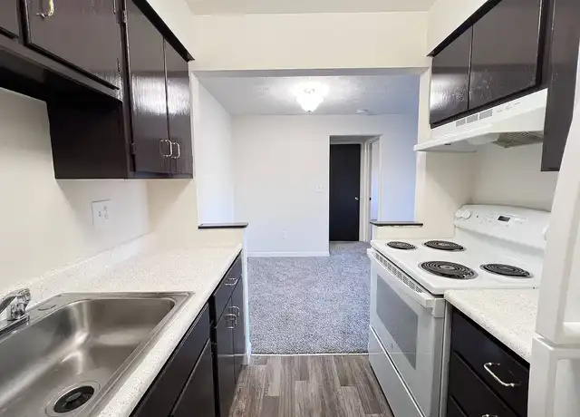 Property at Four Worlds Apartments - 8292 Four Worlds Dr, Cincinnati, OH, 45231, 2 beds, 1.5 baths, [object Object]