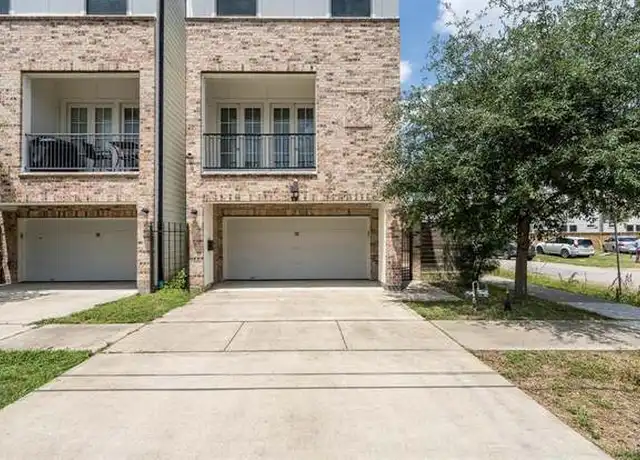 Property at 1721 Thompson St, Houston, TX, 77007, 3 beds, 4 baths, [object Object]