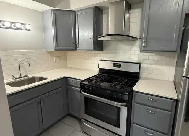 Property at 4130 Fisher St, Kansas City, KS, 66103, 2 beds, 1 bath, [object Object]
