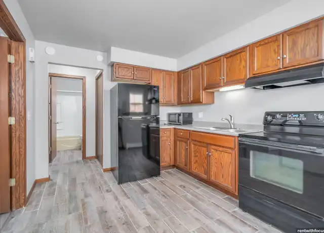 Property at 1214 Mount Vernon St Unit 1214, Oshkosh, WI, 54901, 2 beds, 1 bath, [object Object]