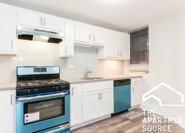 Property at 2922 W Logan Blvd, Chicago, IL, 60647, 2 beds, 1 bath, [object Object]