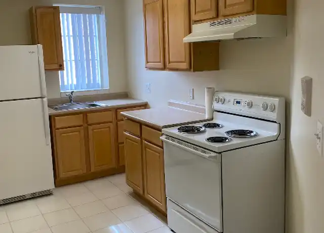 Property at 420 North St Unit 14, Yale, MI, 48097, 2 beds, 1 bath, [object Object]