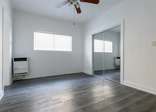 Property at Charming and Affordable Studios - 985 S Oxford Ave, Los Angeles, CA, 90006, 0 beds, 1 bath, [object Object]
