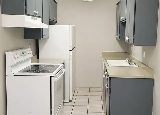 Property at St. Phillips Corner Apartments - 3993 N Campbell Ave, Tucson, AZ, 85719, 1 bed, 1 bath, [object Object]