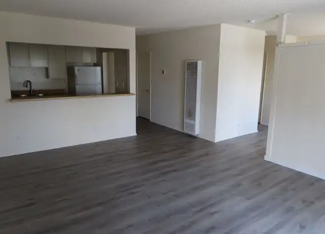 Property at 601 S Gramercy Pl Unit 203, Los Angeles, CA, 90005, 1 bed, 1 bath, [object Object]
