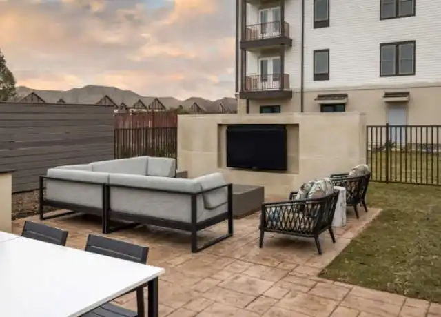 Property at 4151 Viridian Village Dr Unit 1016, Euless, TX, 76040, 1 bed, 1 bath, [object Object]