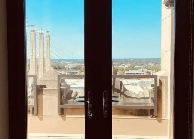 Property at 106 W 14th St Unit 1603, Kansas City, MO, 64105, 1 bed, 1.5 baths, [object Object]