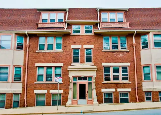 Property at 1704 E Locust Apartments - 1704 E Locust St, Milwaukee, WI, 53211, 2 beds, 1 bath, [object Object]