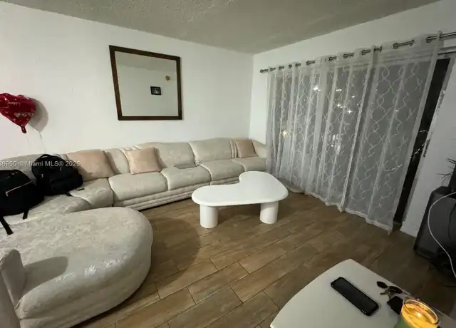 Property at 444 SW 4th St #402, Miami, FL, 33130, 1 bed, 1 bath, [object Object]