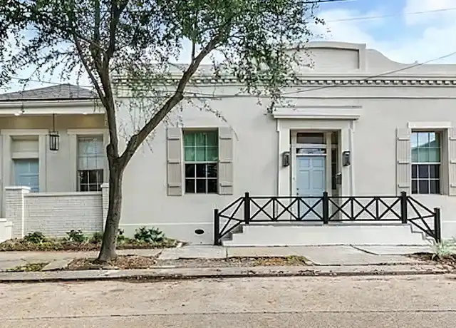 Property at 1656 Annunciation St Unit A, New Orleans, LA, 70130, 1 bed, 1 bath, [object Object]