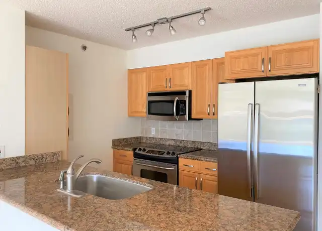 Property at 1133 Waimanu St #504, Honolulu, HI, 96814, 2 beds, 1 bath, [object Object]