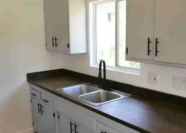 Property at 3005 Normandie Ave Unit 6, Los Angeles, CA, 90007, 1 bed, 1 bath, [object Object]