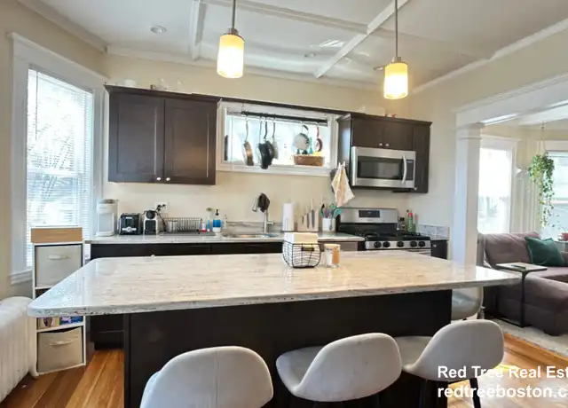 Property at 3 Glenley Ter Unit 3, Brighton, MA, 02135, 4 beds, 2 baths, [object Object]