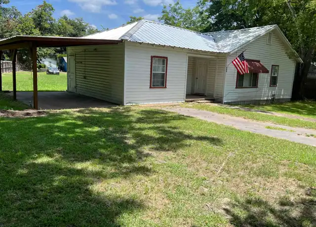 Property at 904 Walker St, Quitman, TX, 75783, 3 beds, 1 bath, [object Object]