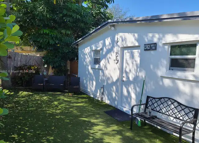 Property at 2242 Liberty St Unit 1, Hollywood, FL, 33020, 2 beds, 1 bath, [object Object]