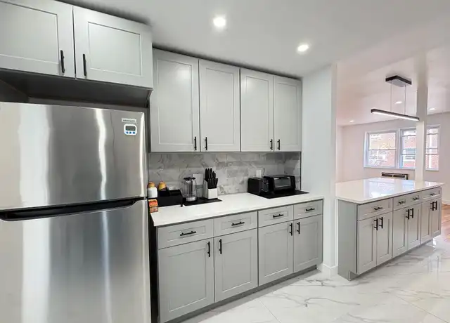 Property at 1041 E 80th St, Brooklyn, NY, 11236, 1 bed, 1.5 baths, [object Object]