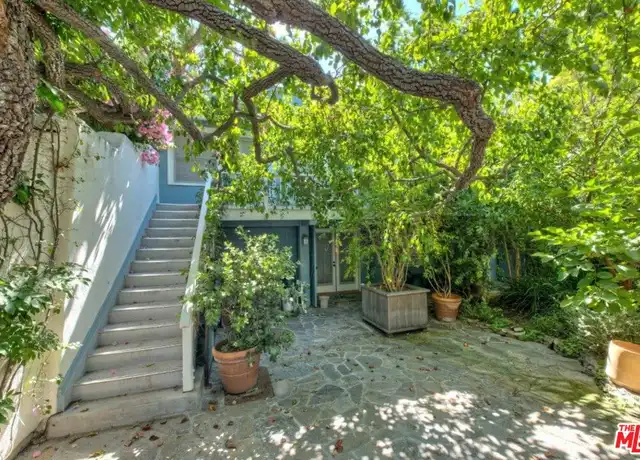 Property at 3008 3rd St Unit B, Santa Monica, CA, 90405, 1 bed, 1 bath, [object Object]