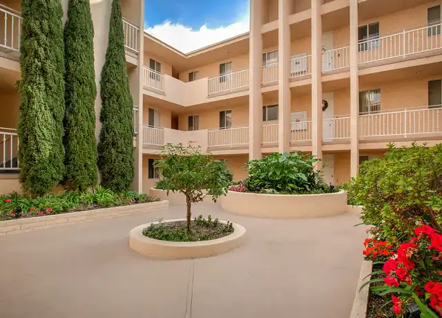 Property at Santa Monica Shores - 1011 4th St, Santa Monica, CA, 90403, 2 beds, 2 baths, [object Object]