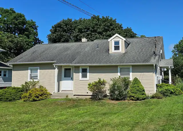Property at 47 Brookfield Ave, Center Moriches, NY, 11934, 3 beds, 1 bath, [object Object]