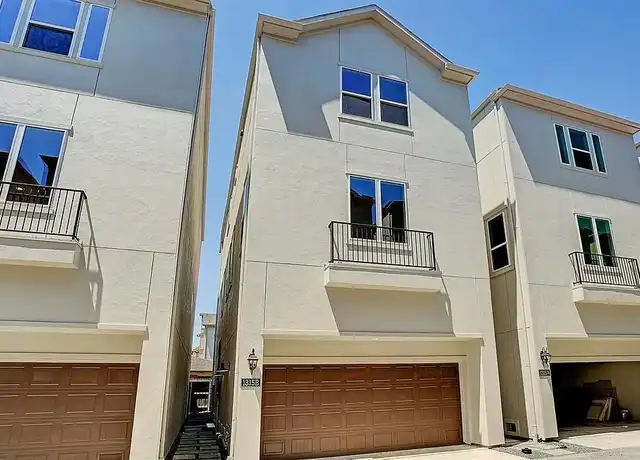Property at 1315 W 24th St Unit B, Houston, TX, 77008, 3 beds, 3.5 baths, [object Object]