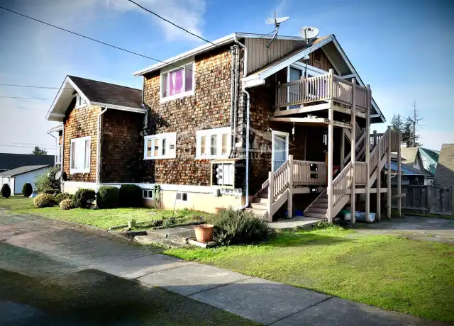 Property at 310 N Dean St #4, Coquille, OR, 97423, 2 beds, 2 baths, [object Object]