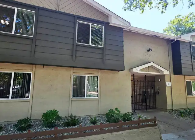 Property at 1328 D St Apt 13, Sacramento, CA, 95814, 2 beds, 1 bath, [object Object]