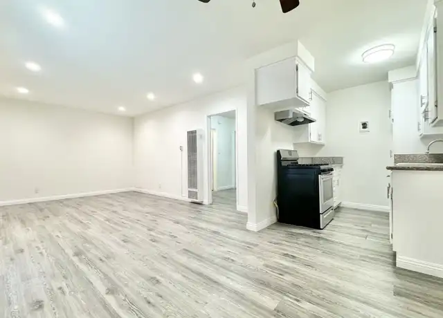 Property at 1145 Elden Ave Unit 04, Los Angeles, CA, 90006, 2 beds, 1 bath, [object Object]