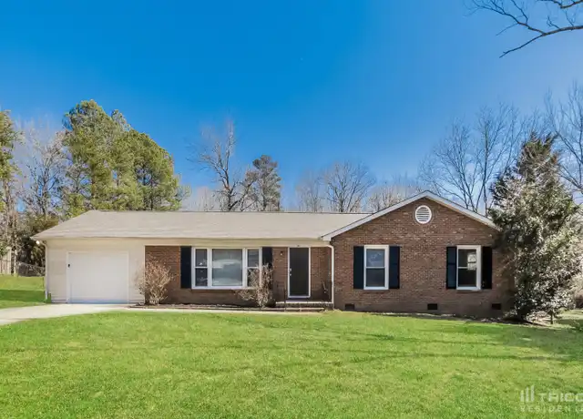 Property at 839 Lundy Ln, Charlotte, NC, 28214, 3 beds, 2 baths, [object Object]