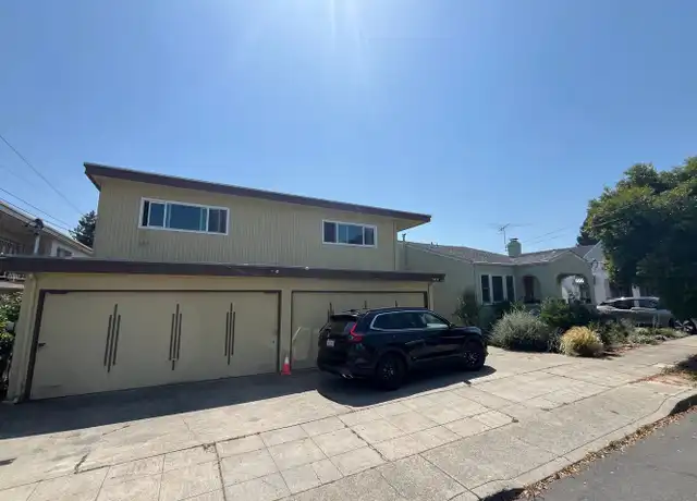 Property at 3059 Georgia St Unit 2, Oakland, CA, 94602, 2 beds, 1 bath, [object Object]