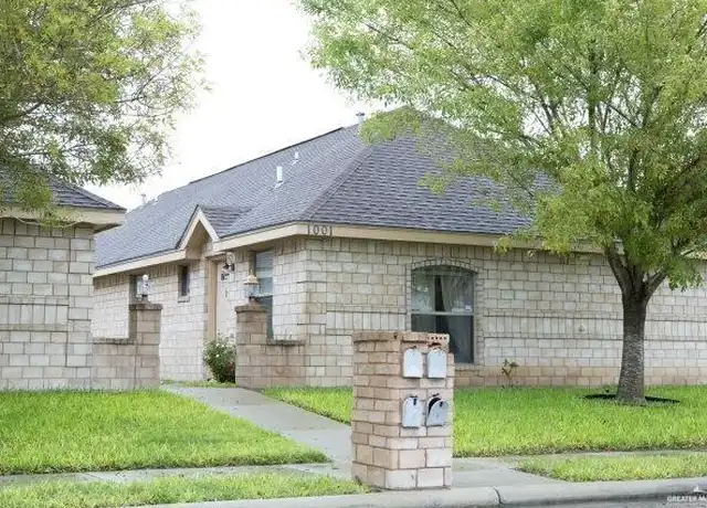 Property at 1001 S Palm Dr #3, Pharr, TX, 78577, 2 beds, 2 baths, [object Object]